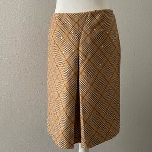 Wool midi skirt in excellent condition